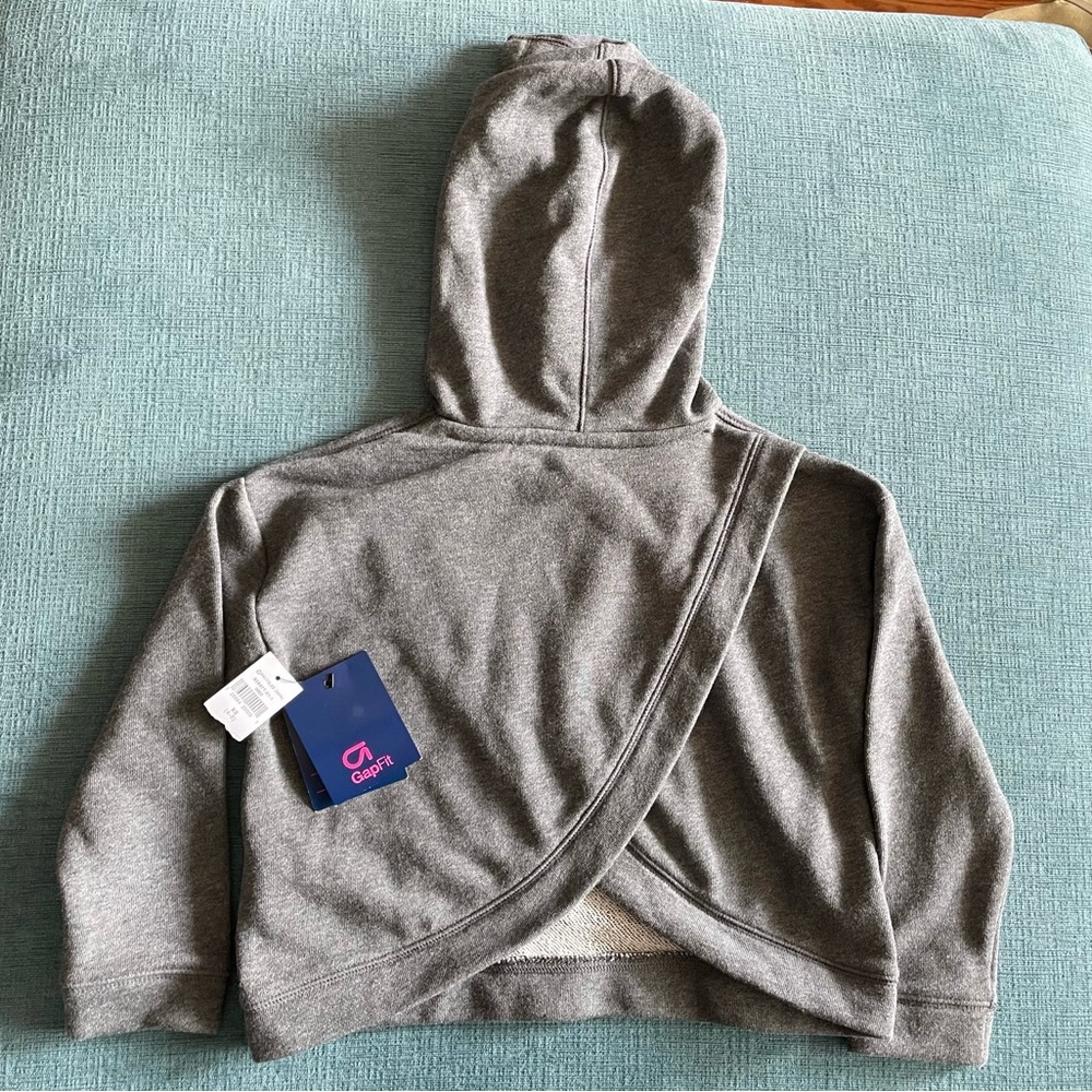 GapFit & Active Toddler Girl’s top
